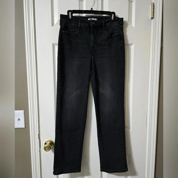 Nine West High Waist Slim Straight Sculpting Jeans, Black Wash, Stretch, EUC! - Picture 2 of 10